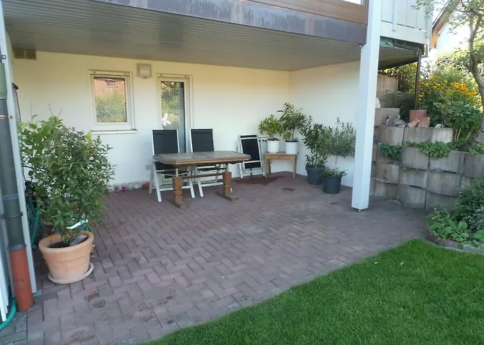 Mit Entspannungserlebnis Im Garten Mit Terrasse Apartment